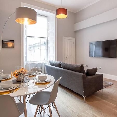 Altido Stylish 1-Bed Flat In The Heart Of New Town Daire Edinburgh Dış mekan fotoğraf